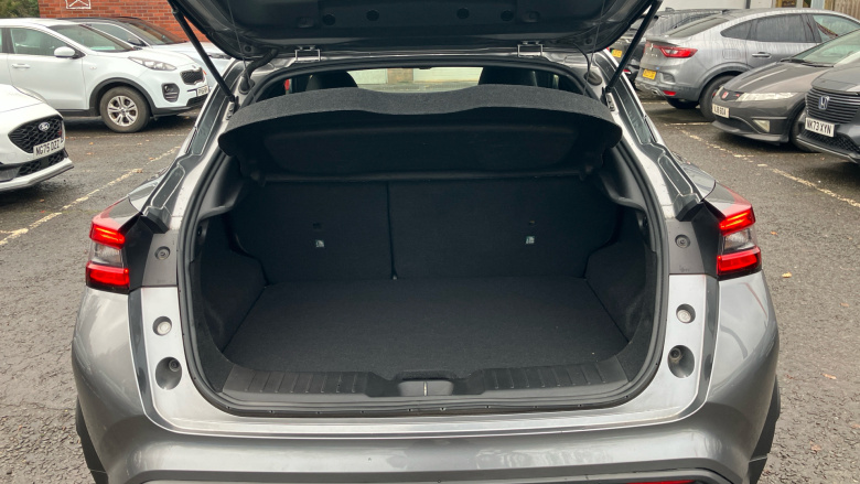 Nissan Juke 1.0 DiG-T 114 N-Connecta 5dr DCT Petrol Hatchback